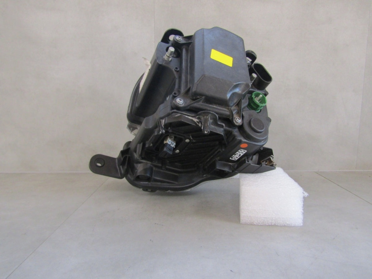 Prednji far FIAT 500 xenon RH desni 07-15