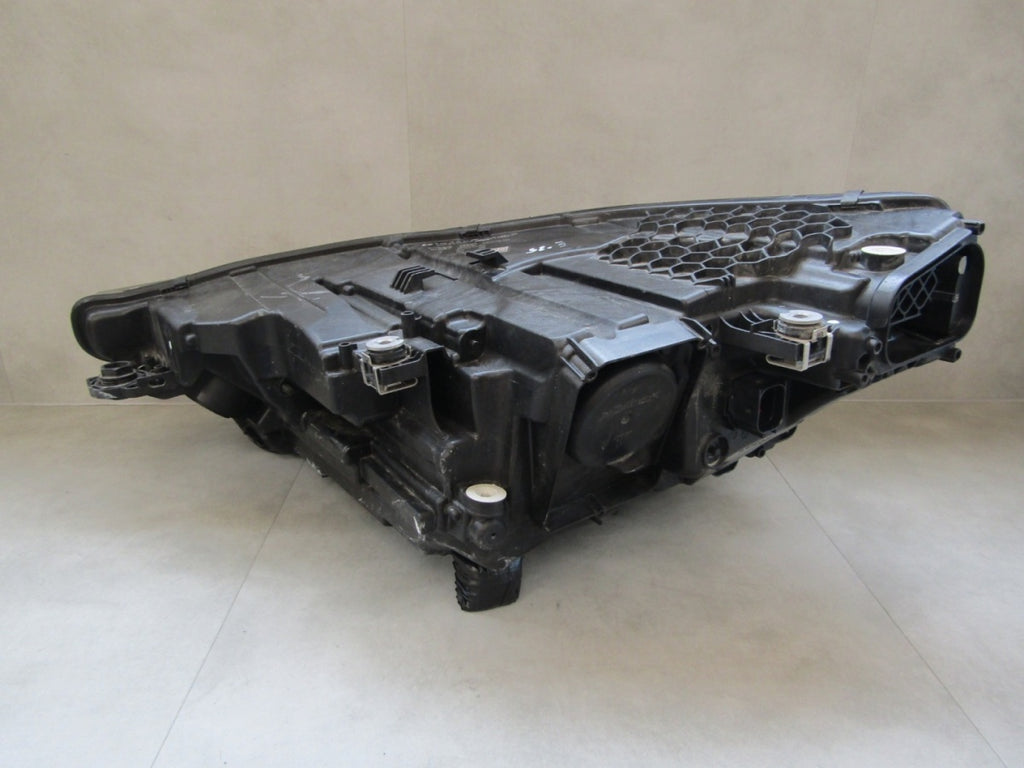 Prednji far AUDI Q8 E-TRON 4KE MATRIX RH desni 22- 4KE941036D