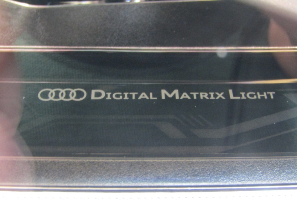Prednji far AUDI Q8 E-TRON 4KE MATRIX RH desni 22- 4KE941036D