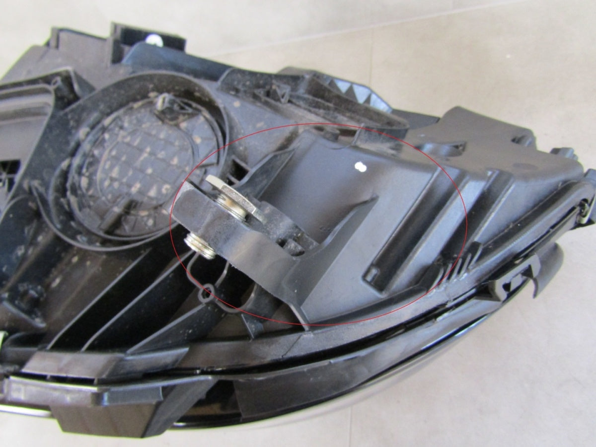 Prednji far Mercedes E klasa W214 FULL LED DIGITAL LIGHT 23- RH A2149066202