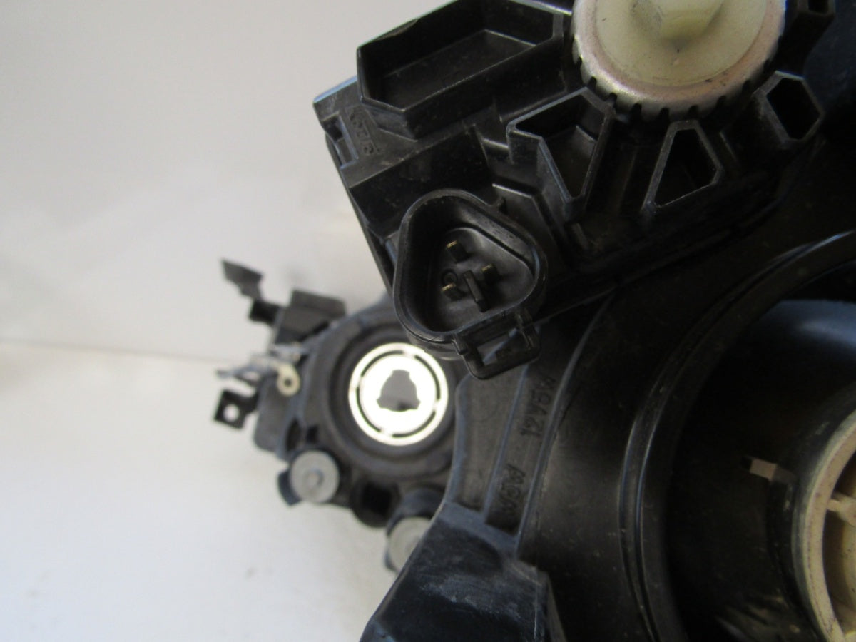 Prednji far Mazda 6 GH halogen 07-10 RH