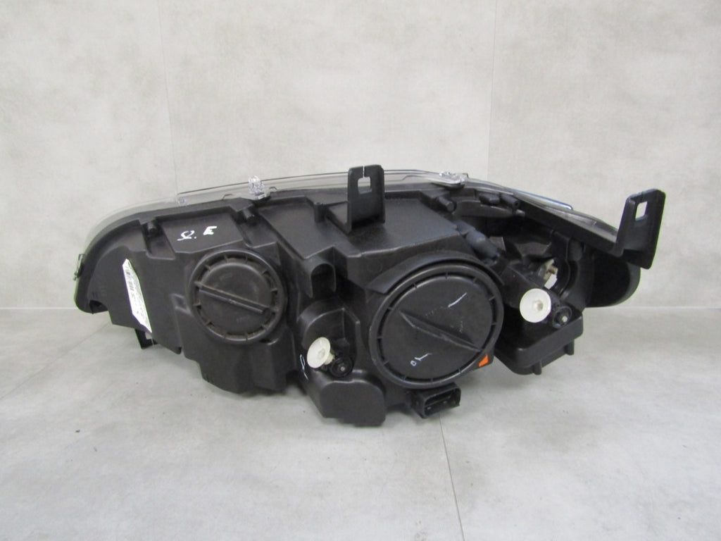 Prednji far BMW X6 E71 xenon XENON zakretni 07-14 RH desni 7287014