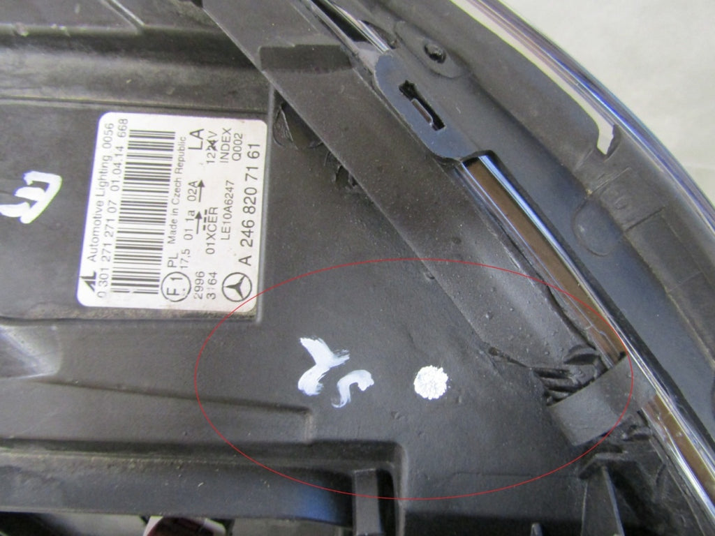 Prednji far MERCEDES B klasa W246 xenon NIE zakretni LH lijevi 11-14 A2468207161