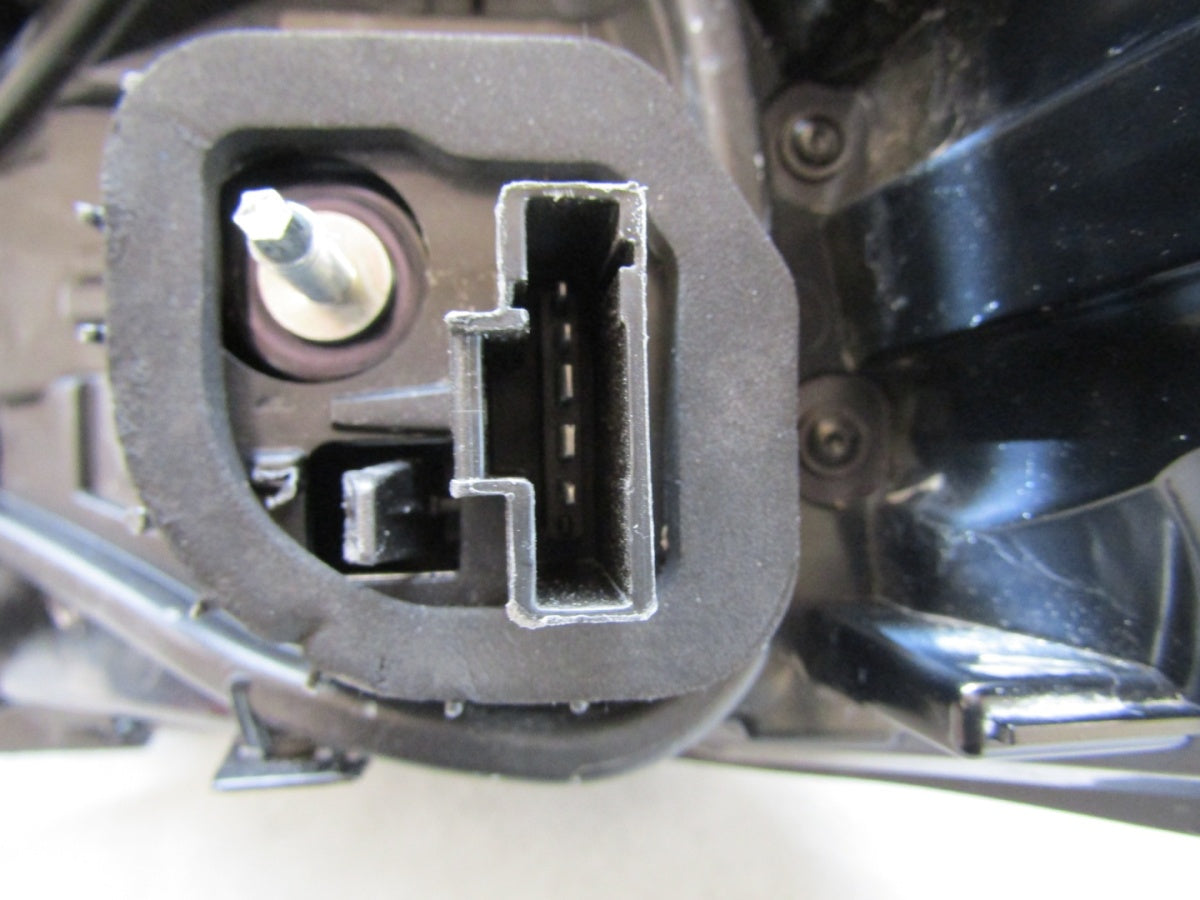 Stop svjetlo Citroen C3 IV halogen Z LED 24- LH lijevi 9845616680