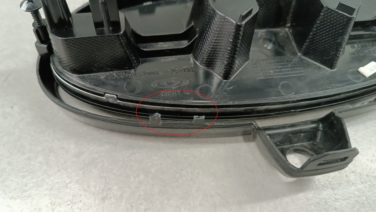 Znaczek emblemat prednji prednji zderzaka CHERY TIGGO 4 7 8 PRO ARRIZO 8