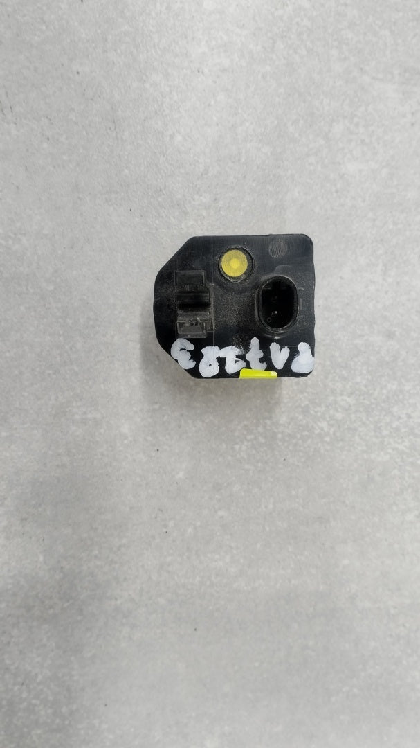 Lampka Led podświetlenie progu listwy progowej lijevi LH BMW G26 7932353-04-01