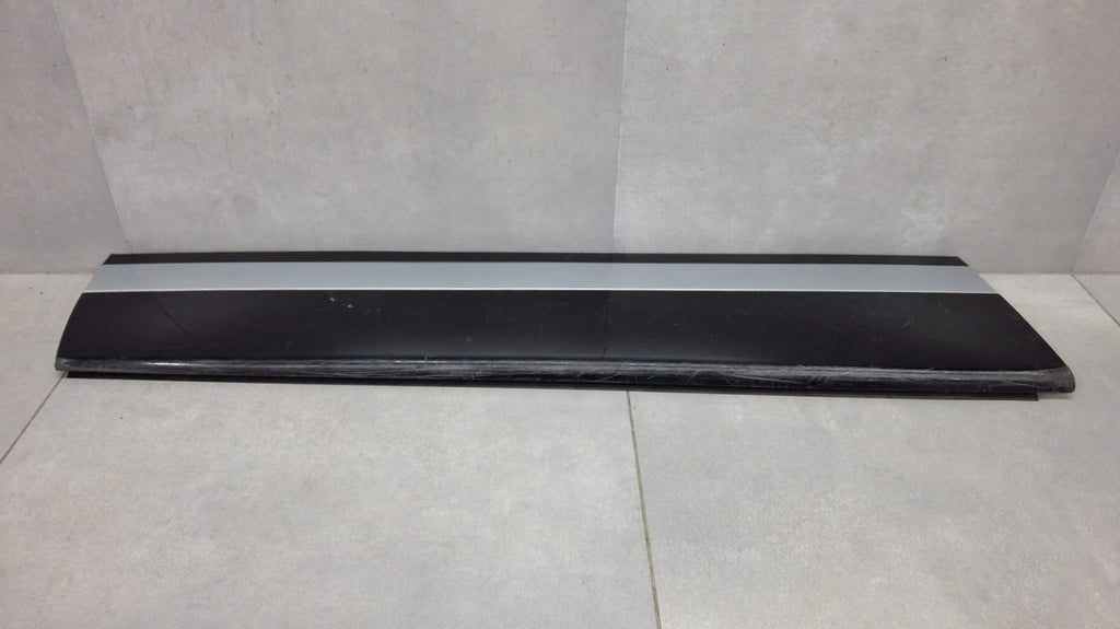 lajsna drzwi dekor lijevi prednji RANGE ROVER VELAR L560 17-22