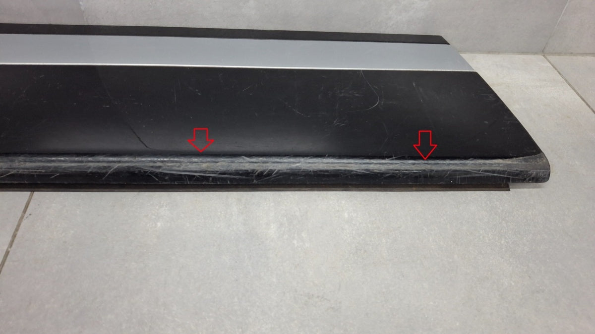 lajsna drzwi dekor lijevi prednji RANGE ROVER VELAR L560 17-22