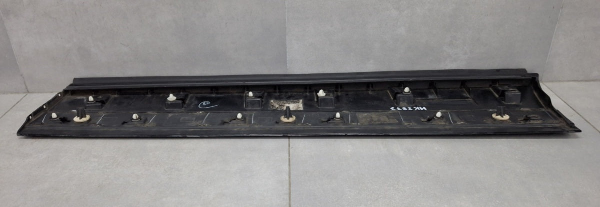 lajsna drzwi dekor lijevi prednji RANGE ROVER VELAR L560 17-22