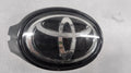 Maska (grill) Znaczek emblemat logo pod radar prednja TOYOTA Corolla E21 2018-