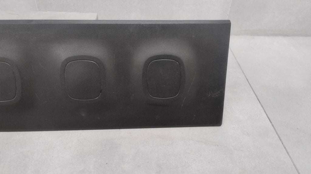 lajsna drzwi desni prednji CITROEN C3 III AIRCROSS 17- / 9813090877