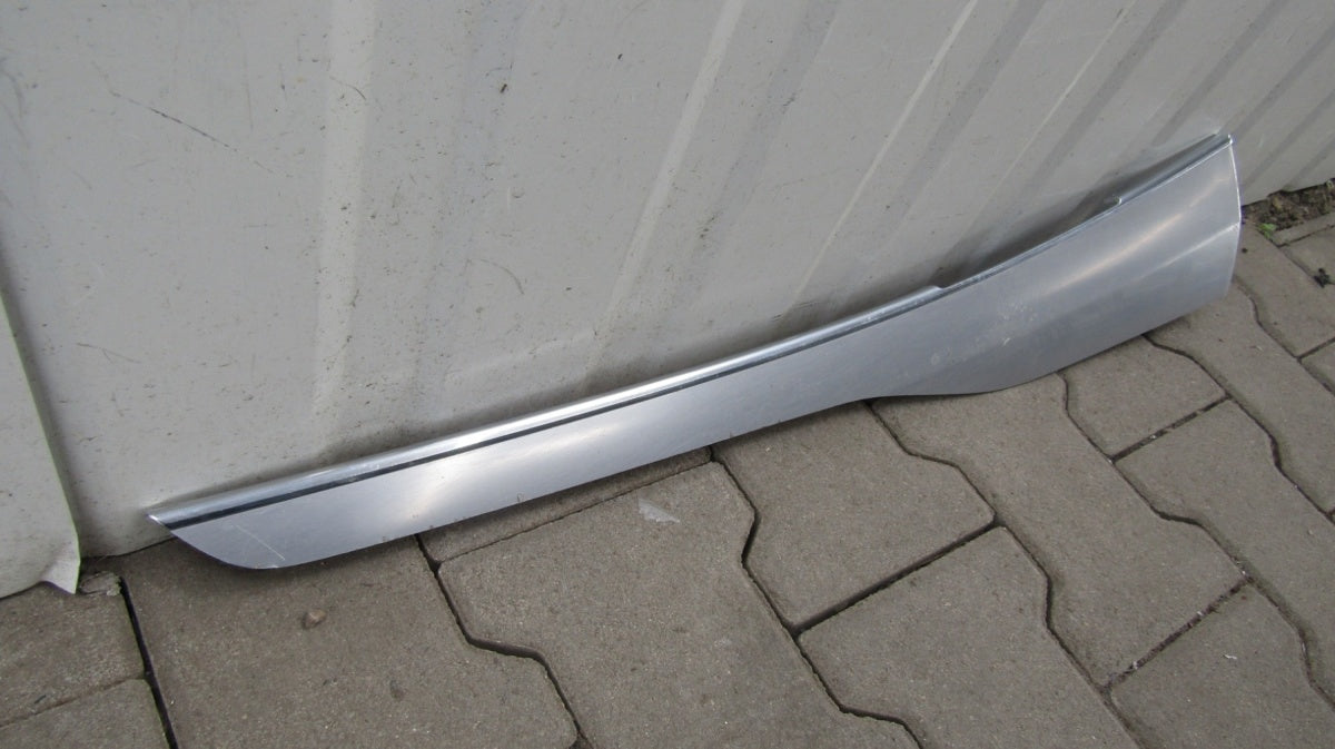 Lajsna dekor vrata desna zadnja LED VOLVO XC90 2 14-