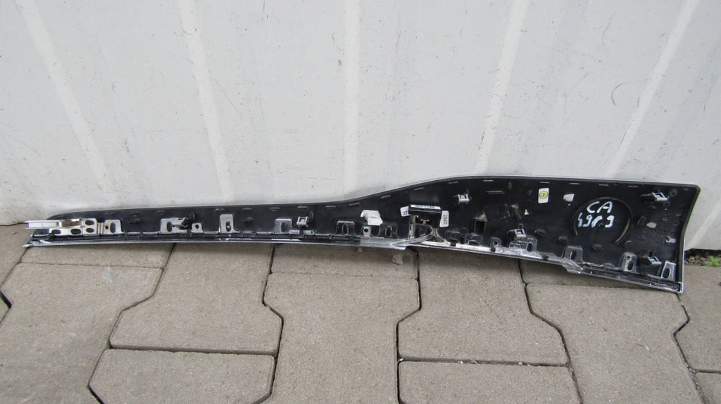 Lajsna dekor vrata desna zadnja LED VOLVO XC90 2 14-