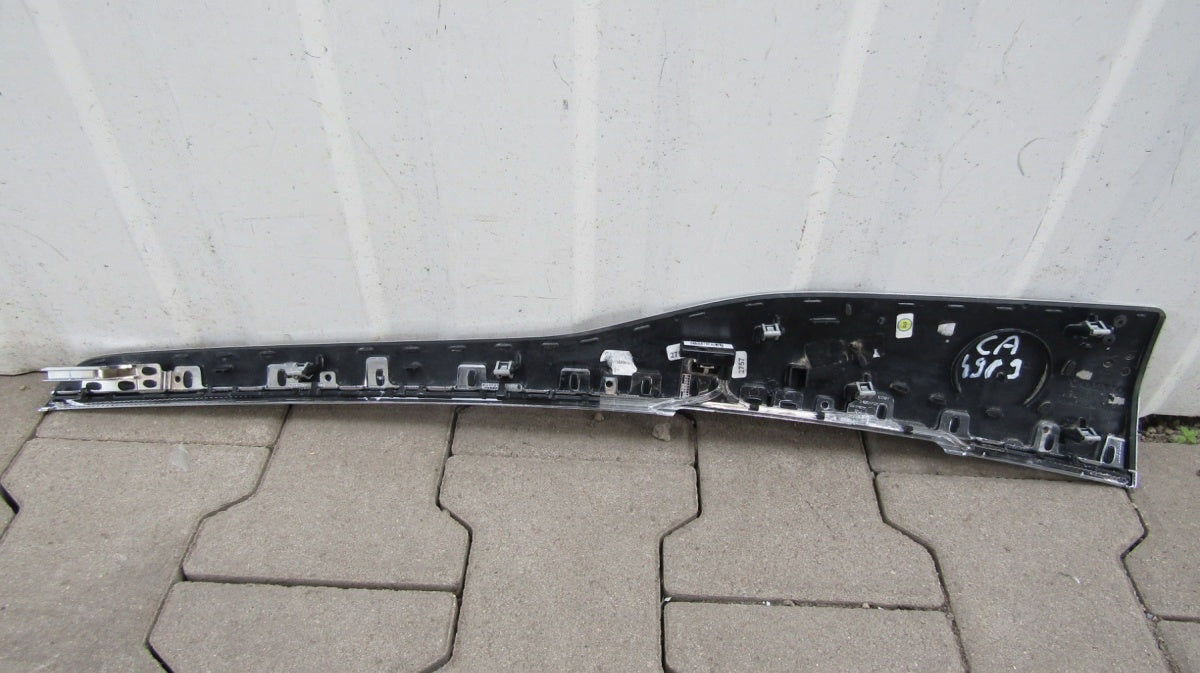 Lajsna dekor vrata desna zadnja LED VOLVO XC90 2 14-