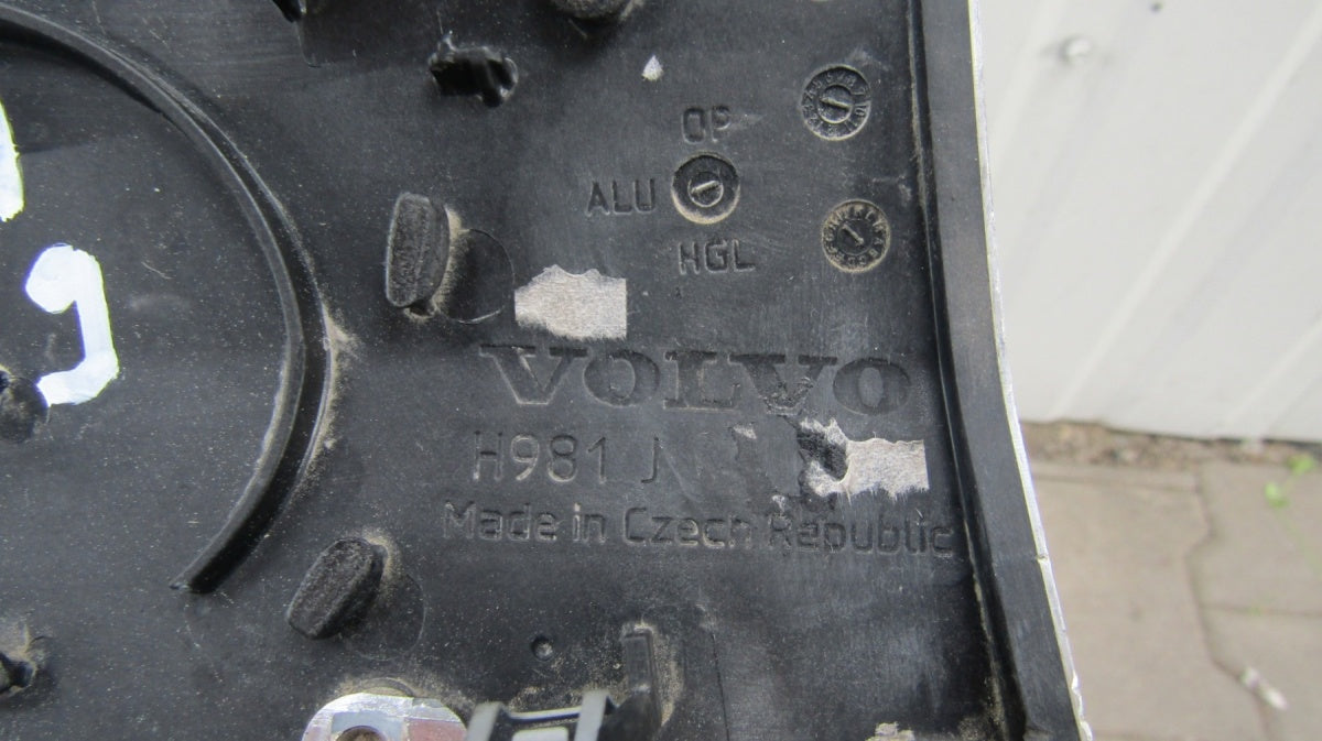 Lajsna dekor vrata desna zadnja LED VOLVO XC90 2 14-