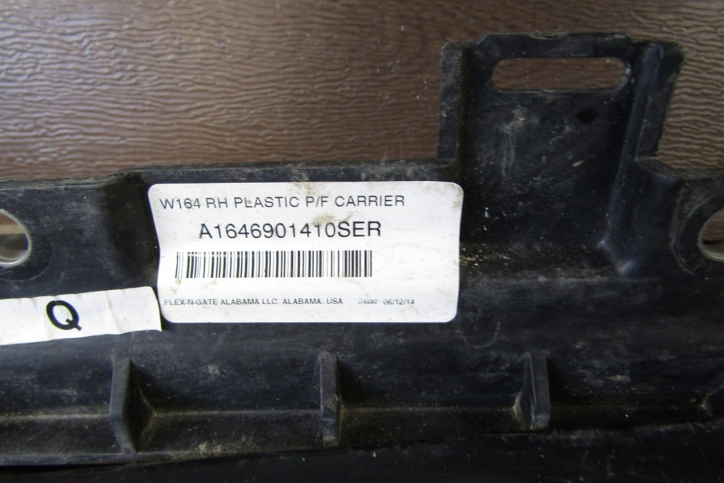 Lajsna praga Stelaż desna Mercedes ML 164 05-11
