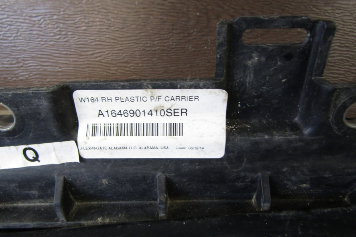 Lajsna praga Stelaż desna Mercedes ML 164 05-11