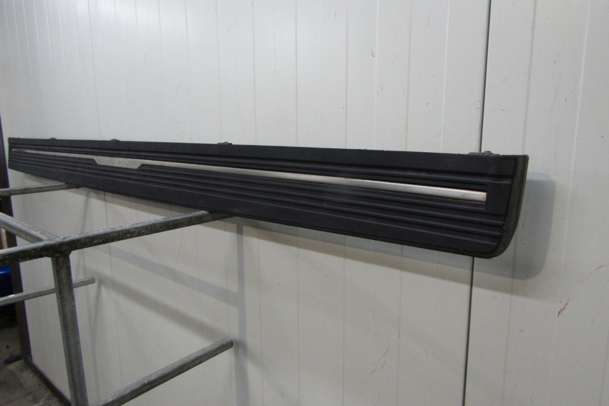 Lajsna praga Stopień lijevi Range Rover Sport II 13-21 L405