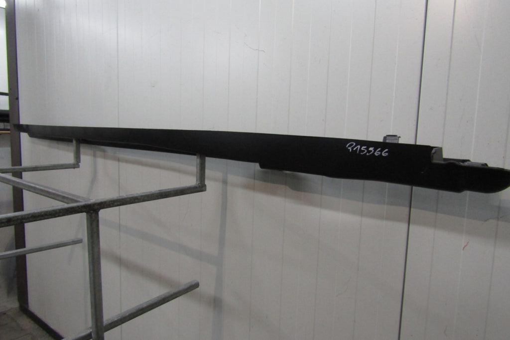 Lajsna praga Audi Q8 4MN825212 lift 24- 4MN