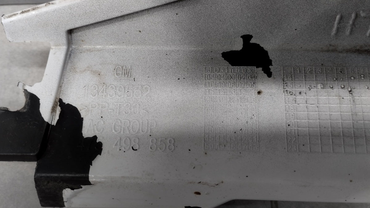 Lajsna praga błotnika lijevi Opel Corsa E OPC 15- 5D 3D