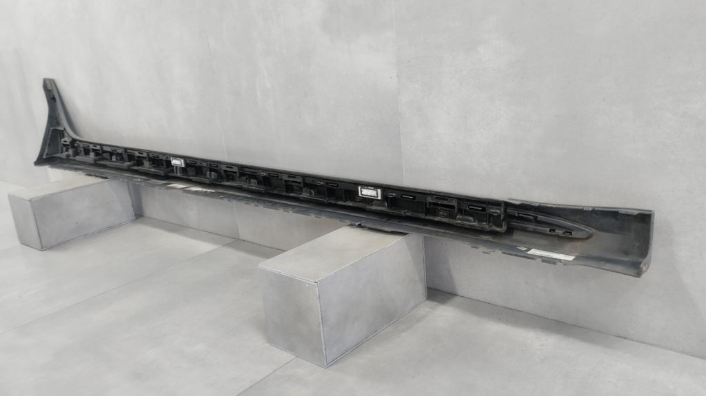 Lajsna praga lijevi AUDI RS4 8W9 B9 RS 4 18-