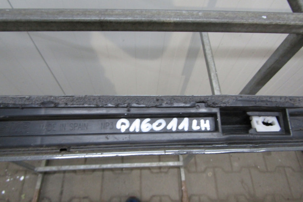 Lajsna praga lijevi Audi A1 S line 82A 17- S1