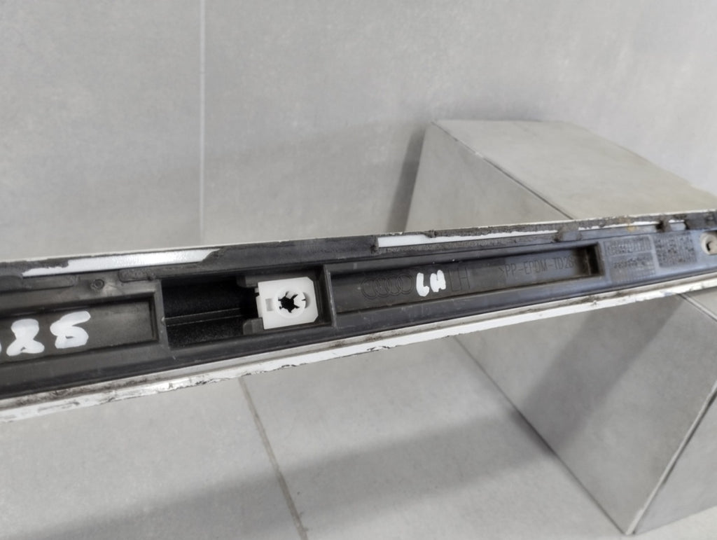 Lajsna praga lijevi Audi A1 S line 82A 17- S1