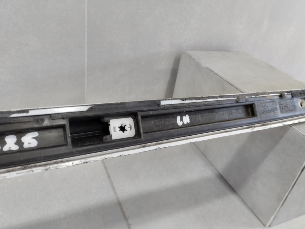 Lajsna praga lijevi Audi A1 S line 82A 17- S1