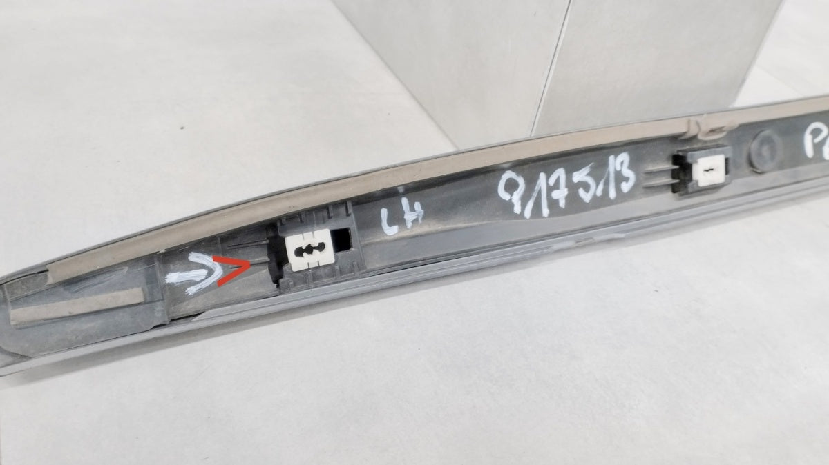 Lajsna praga lijevi Audi A3 8Y0 S Line 20- S3