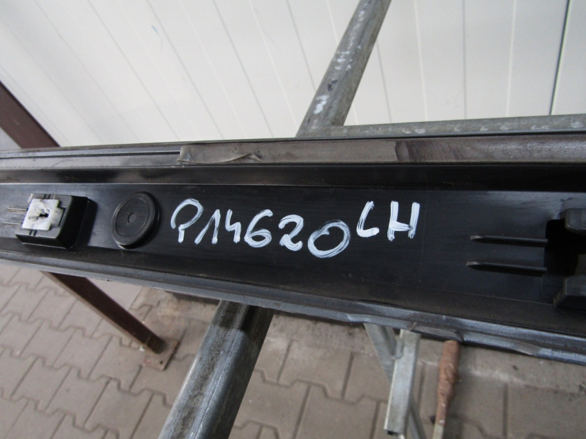 Lajsna praga lijeva Audi A3 8Y0 S Line 20- S3