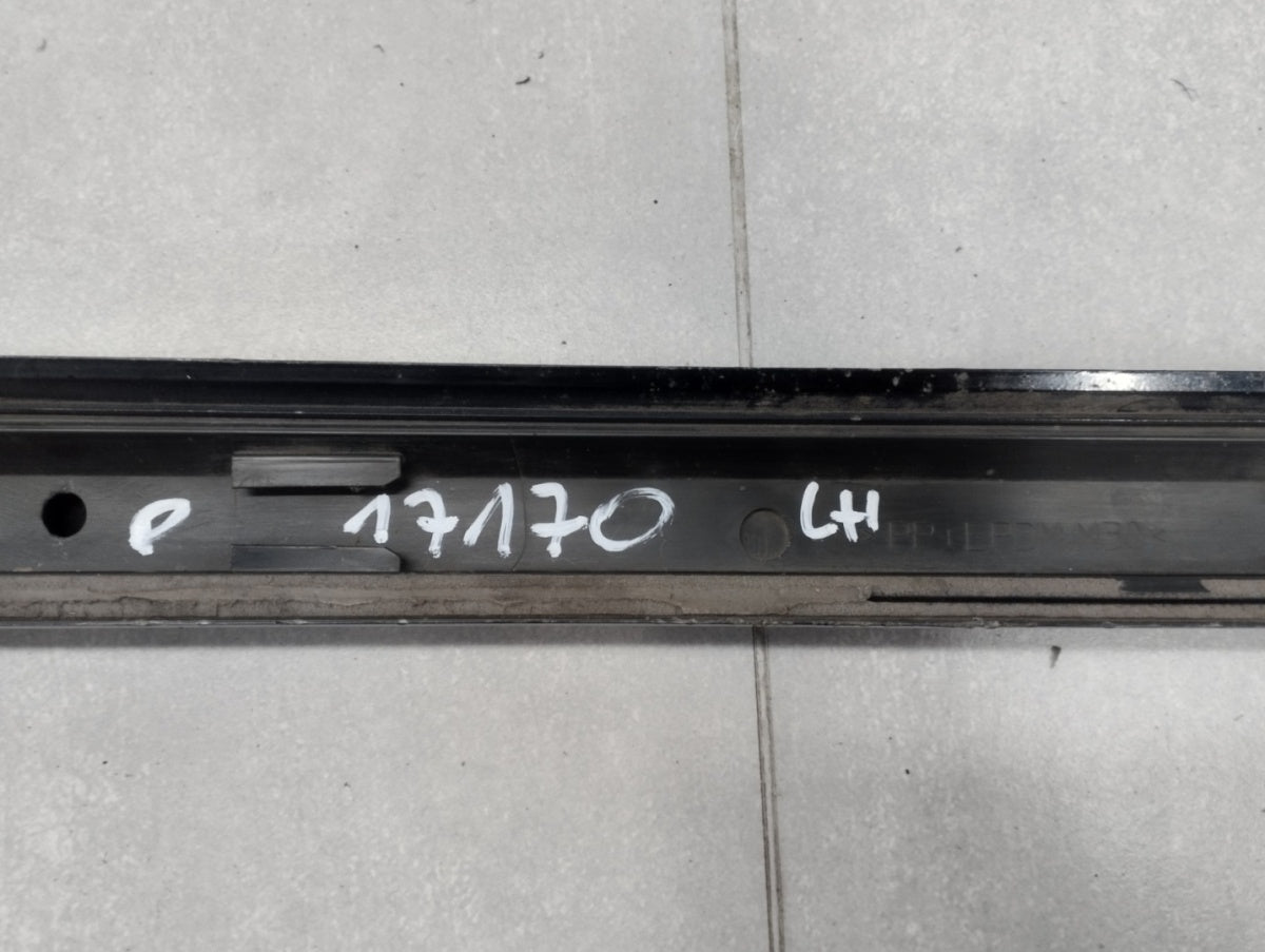 Lajsna praga lijevi Audi A5 8T8 S Line Sportback 09-16