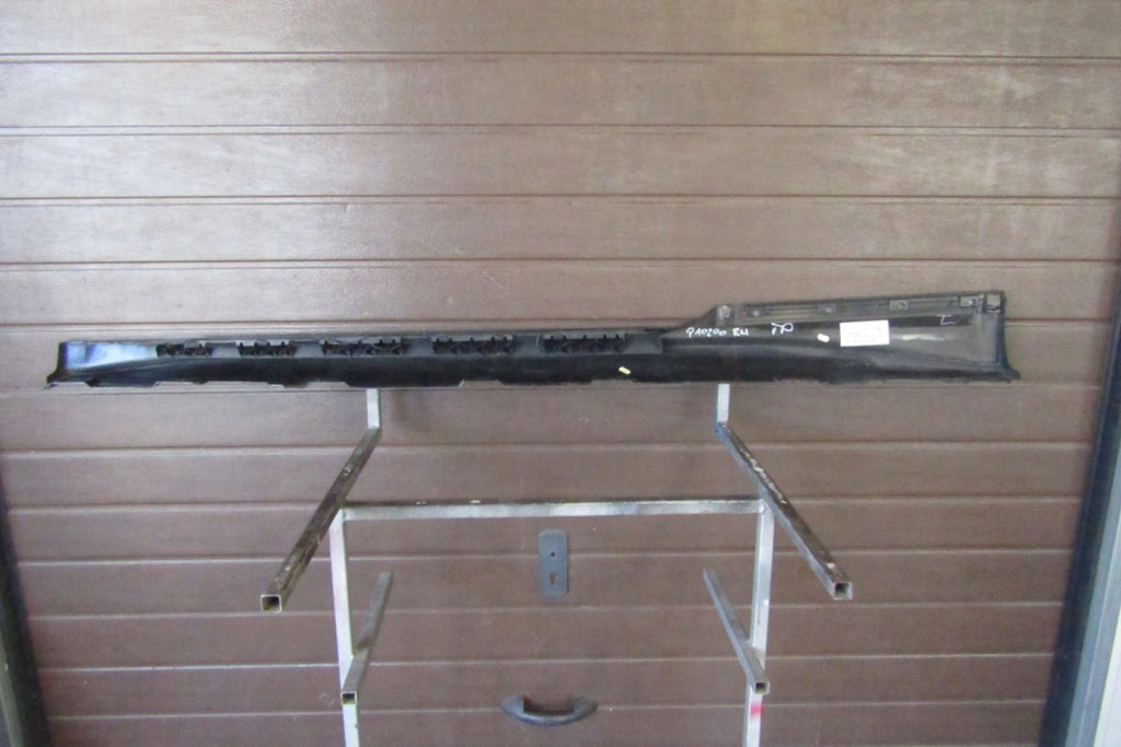Lajsna praga desna Audi A5 8W6 8W7 S-Line 19 Lift