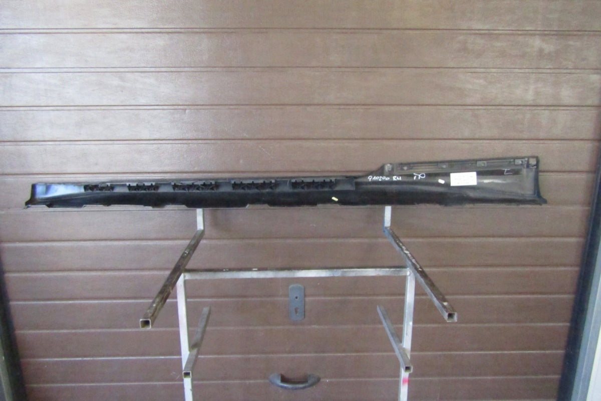 Lajsna praga desna Audi A5 8W6 8W7 S-Line 19 Lift
