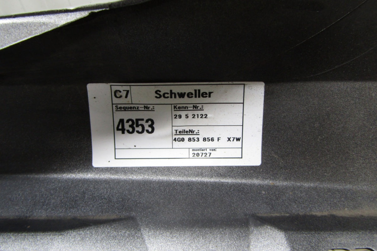 Lajsna praga desni Audi A6 C7 4G0 11-14 S Line
