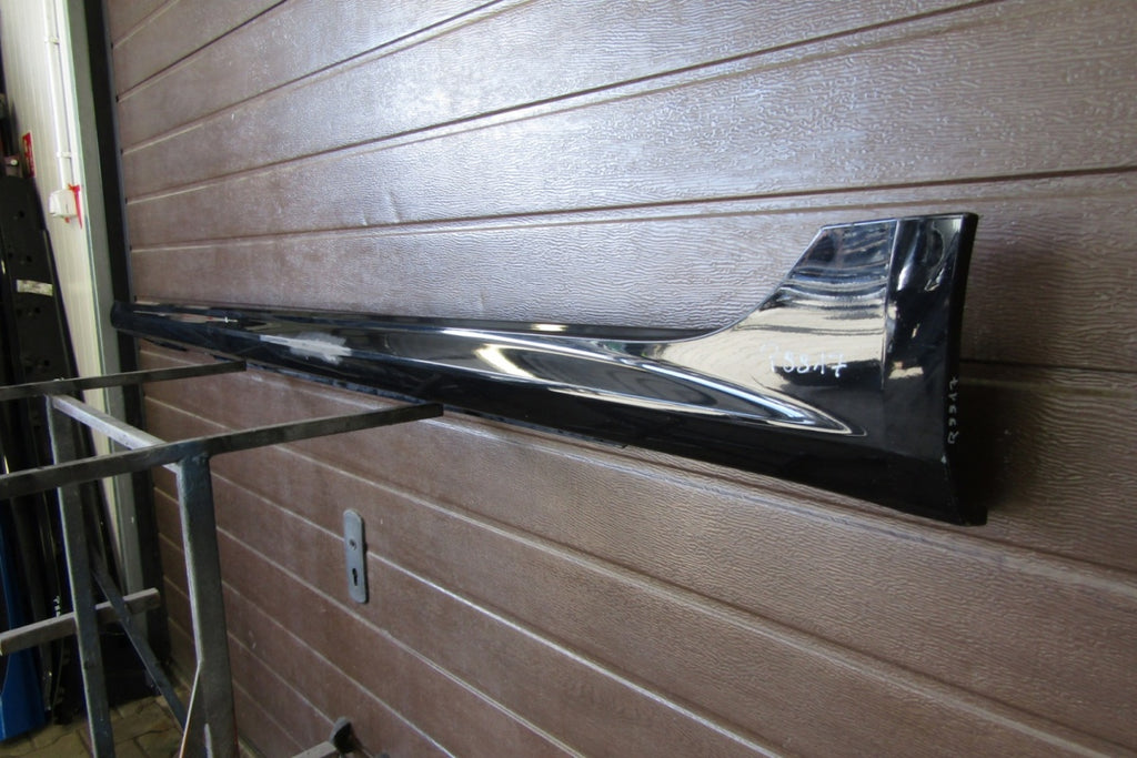 Lajsna praga lijeva Audi A7 C8 4K8 S Line 17-