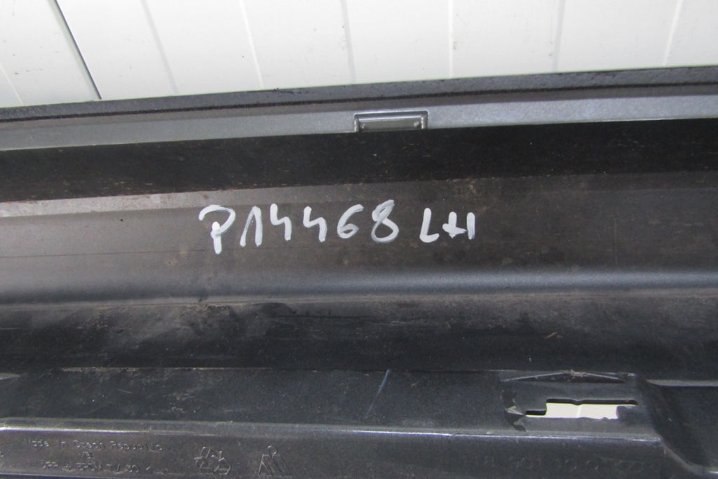 Lajsna praga lijeva Audi A7 C8 4K8 S Line 17-