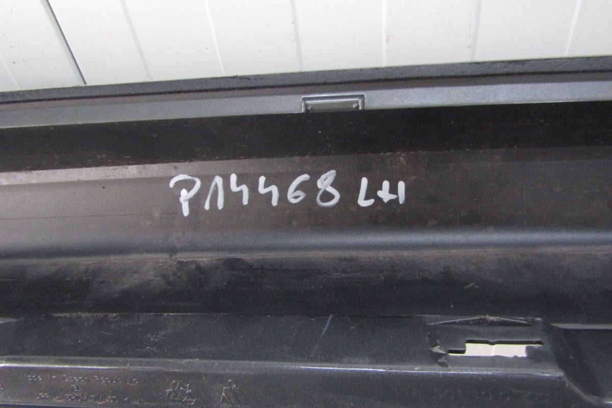 Lajsna praga lijeva Audi A7 C8 4K8 S Line 17-
