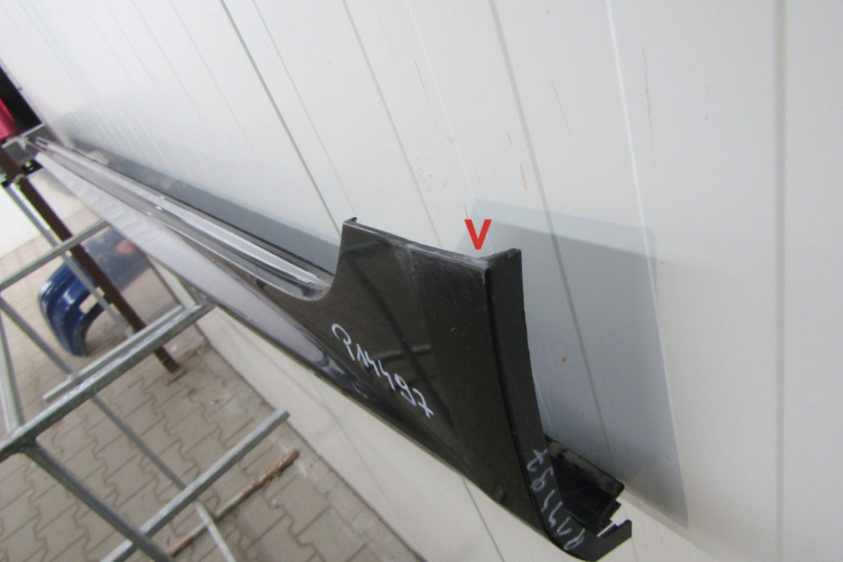 Lajsna praga lijeva Audi A7 C8 4K8 S Line 17-