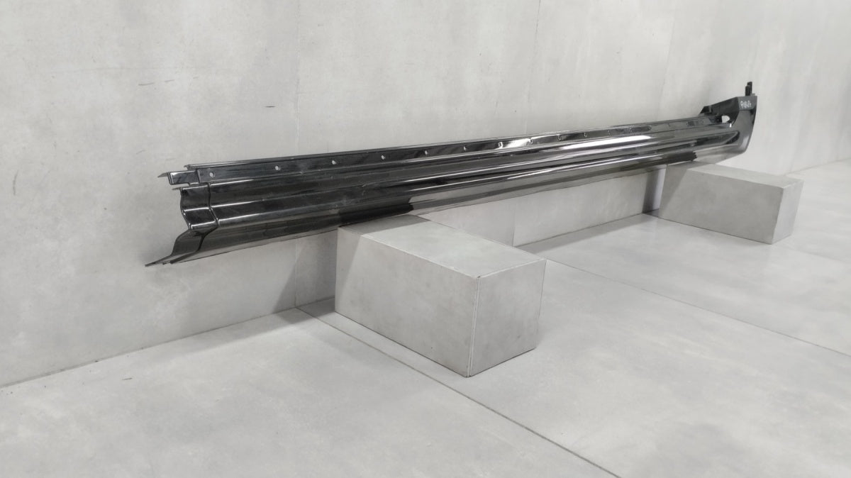 Lajsna praga desni Volvo XC90 II 18- lift XC 90