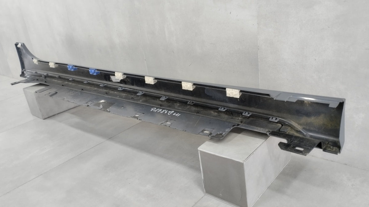 Lajsna praga lijevi BMW 1 F40 M paket 19-
