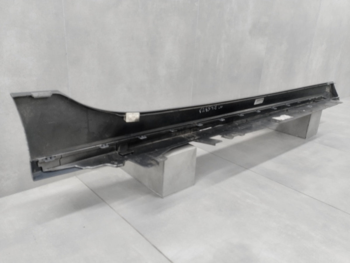 Lajsna praga lijevi BMW 1 F40 M paket 19-