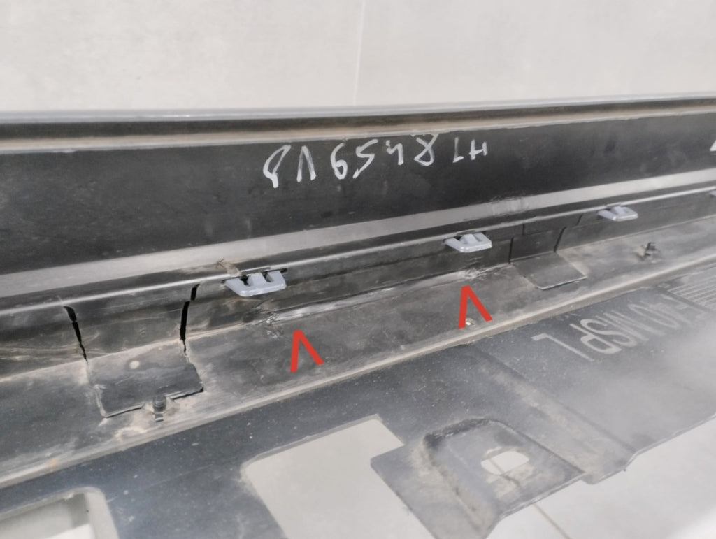 Lajsna praga lijevi BMW 1 F40 M paket 19-