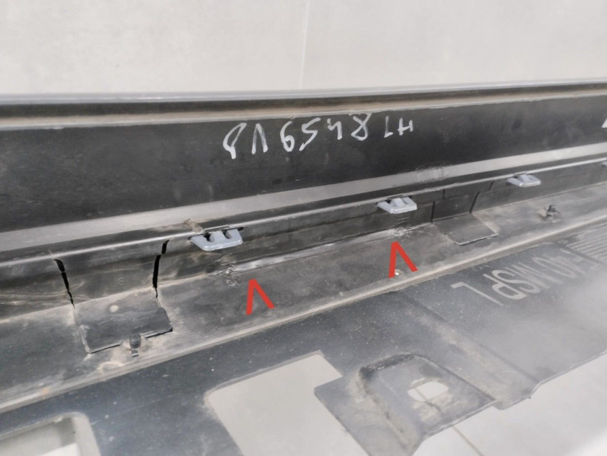 Lajsna praga lijevi BMW 1 F40 M paket 19-