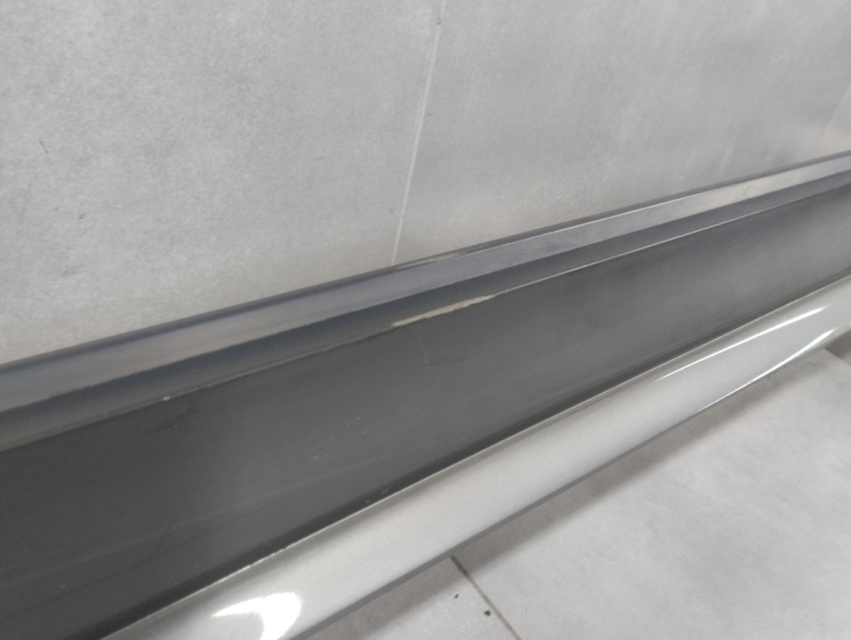 Lajsna praga lijevi BMW 1 F40 M paket 19-