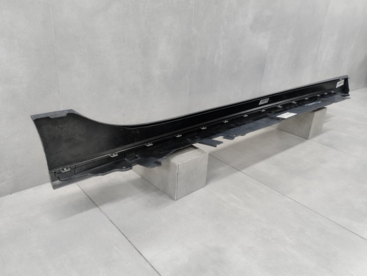 Lajsna praga lijevi BMW 1 F40 M paket 19-
