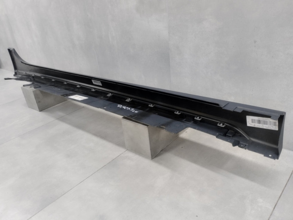 Lajsna praga lijevi BMW 1 F40 M paket 19-