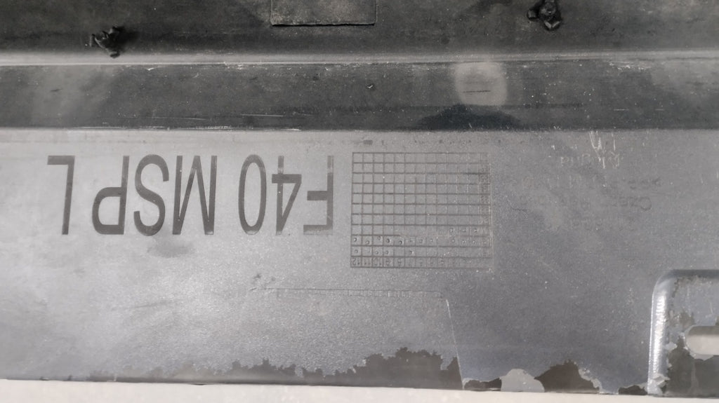 Lajsna praga lijevi BMW 1 F40 M paket 19-