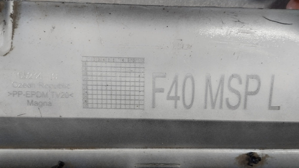 Lajsna praga lijevi BMW 1 F40 M paket 19-