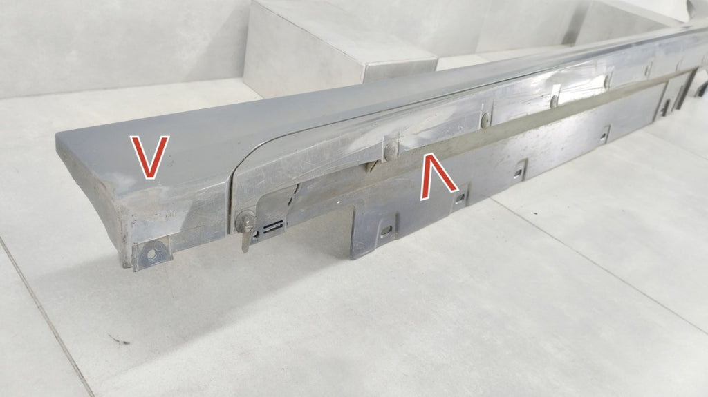 Lajsna praga lijevi BMW 1 F40 M paket 19-