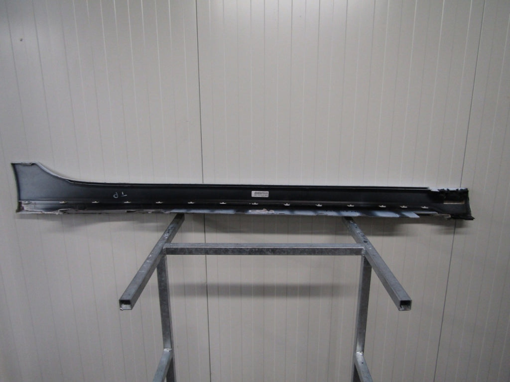 Lajsna praga lijeva BMW 1 F40 M paket 19-